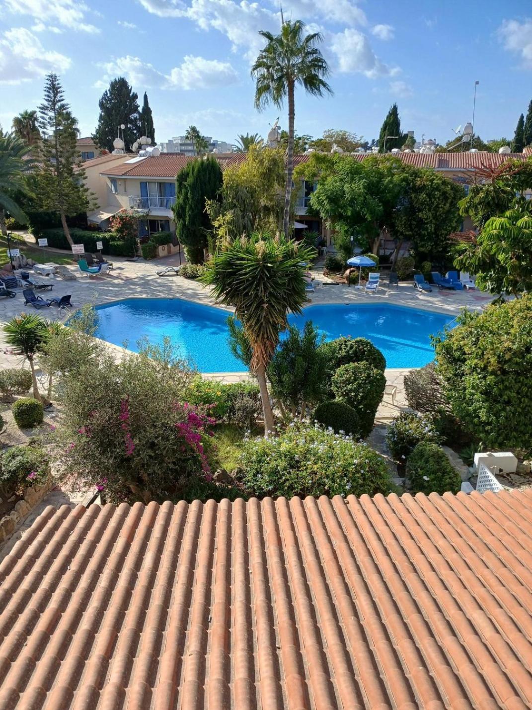 Resitour Paradise Gardens Paphos Esterno foto